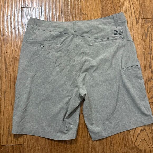 Volcom surf & Turft grey hybrid shorts size 38 - Picture 9 of 12